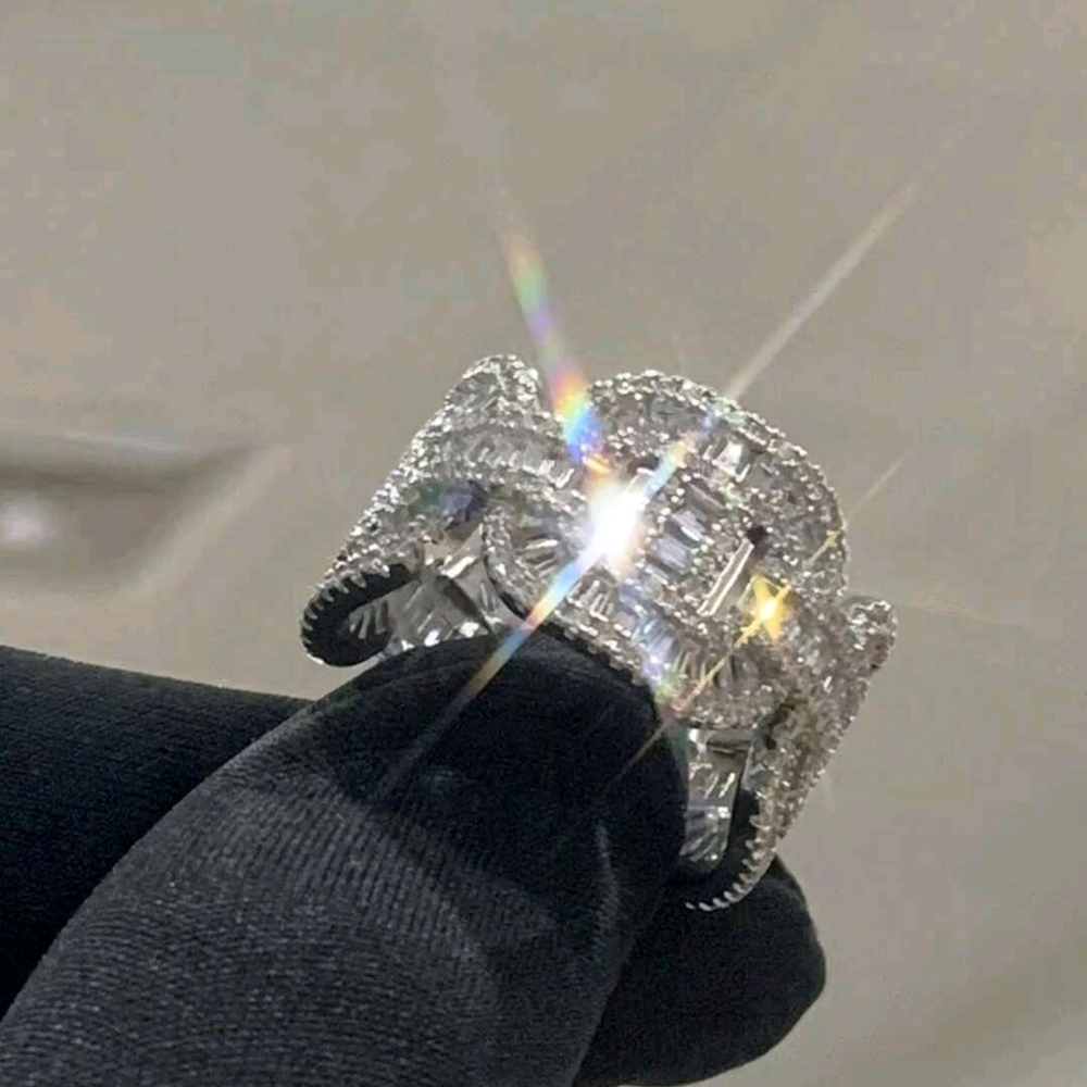 Dazzling Silver Women's Ring with Crystal Accents